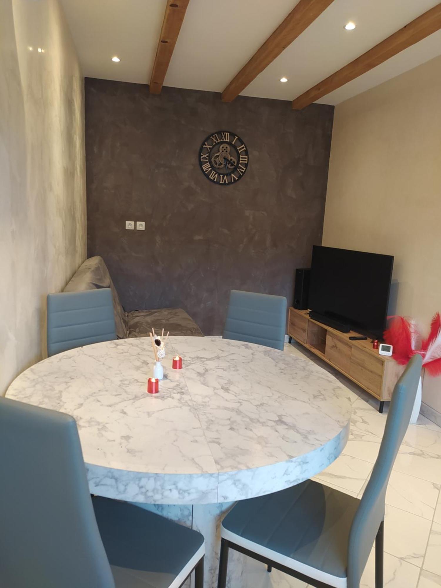 Rians  Studio Cosy Avec Terrasse Et Jacuzzi A Disposition De Mai A Aout מראה חיצוני תמונה